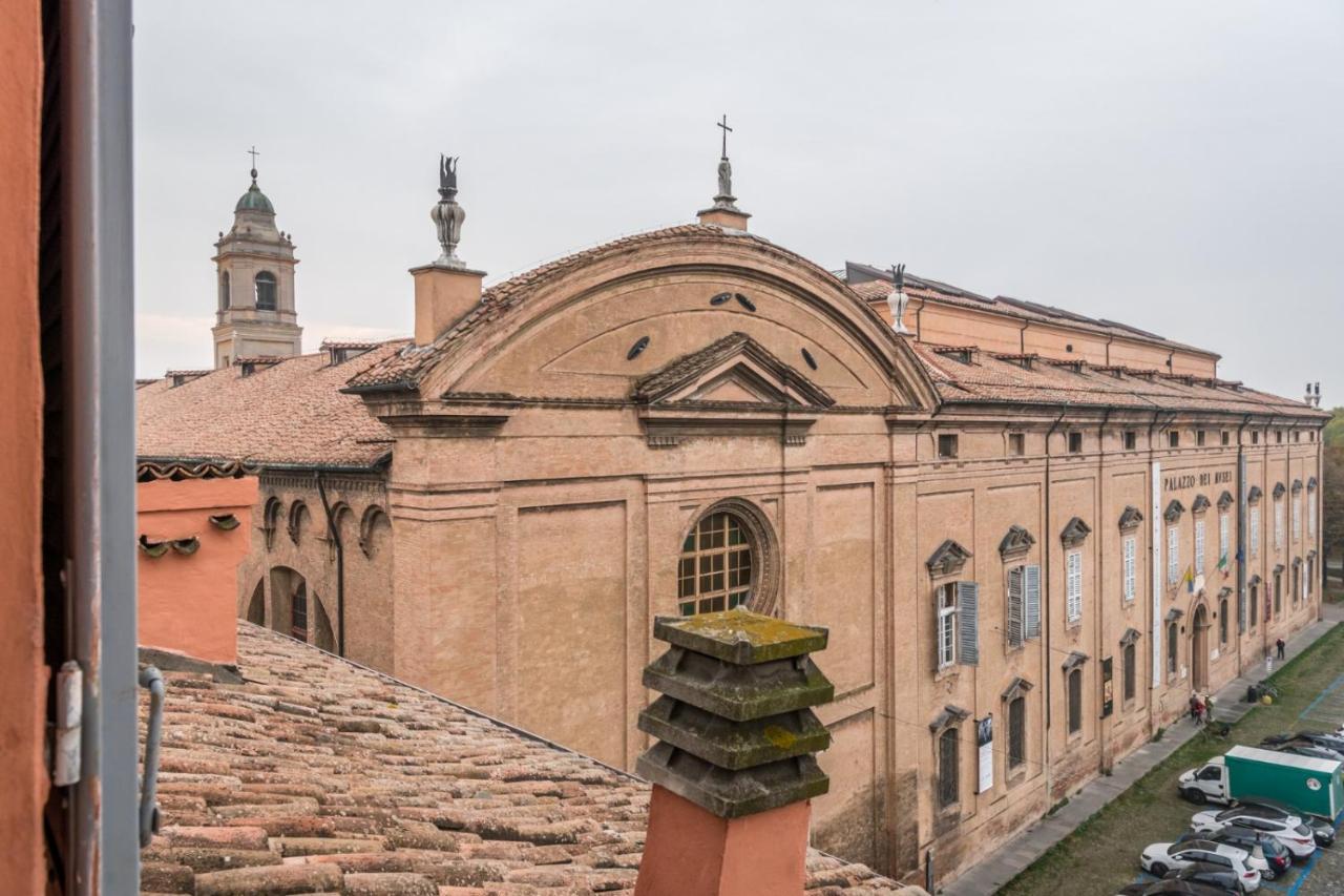 L'Altana Di Emilia Suite Modena Eksteriør bilde